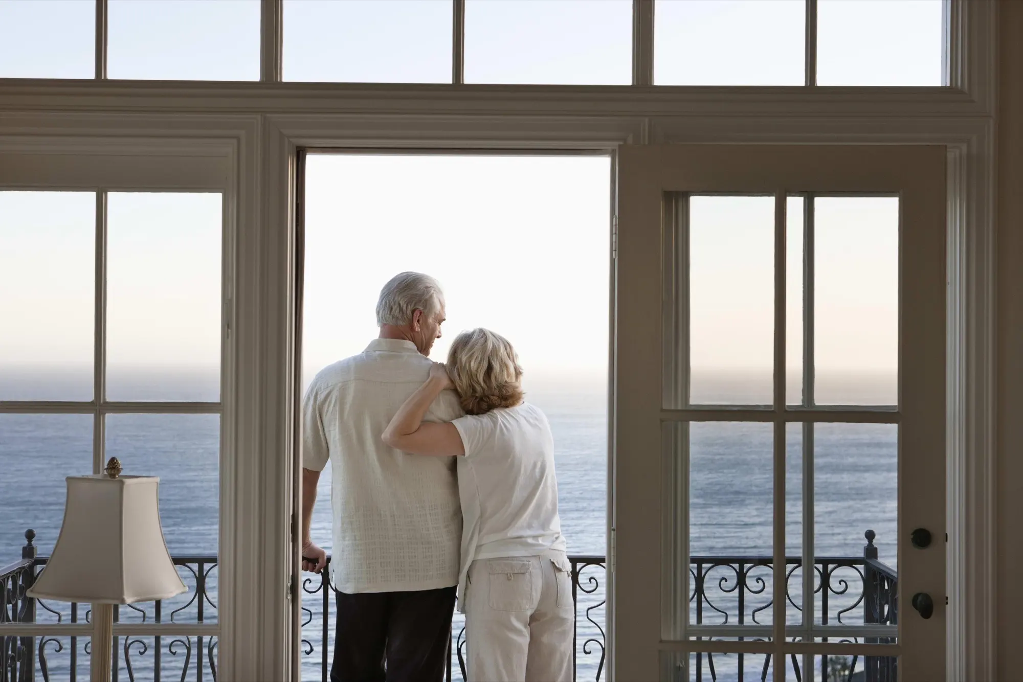 Advisor working one-on-one with a timeshare owner